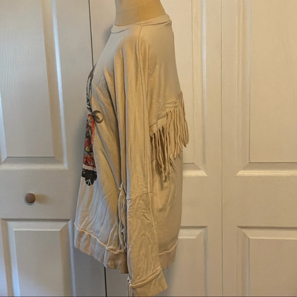 Lauren Moshi Cream Fringe Sweatshirt - Picture 6 of 9